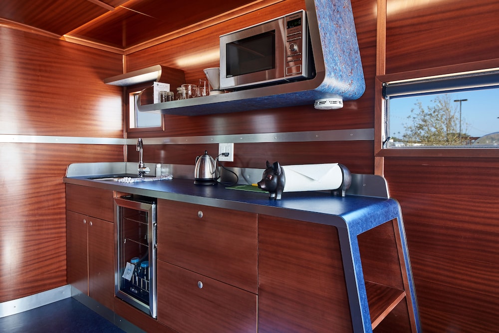 Waypoint Ventura 48/50