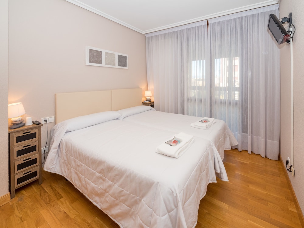 Gestion de Alojamientos Rooms 8/50