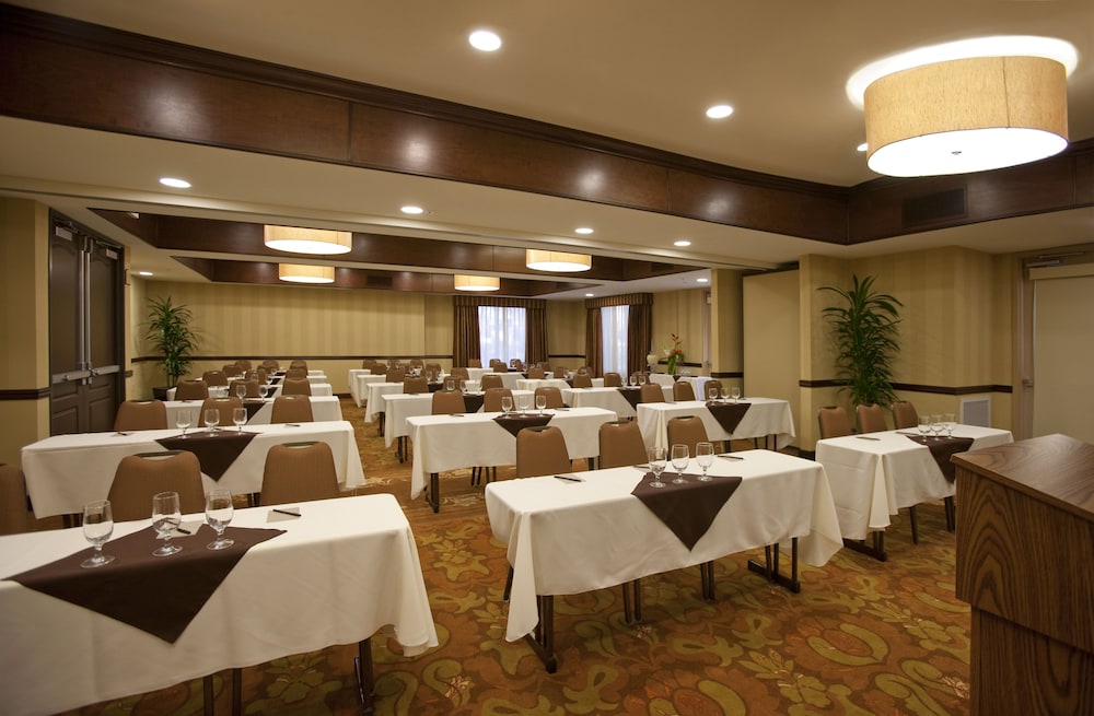 Ayres Hotel Spa Moreno Valley 58/64
