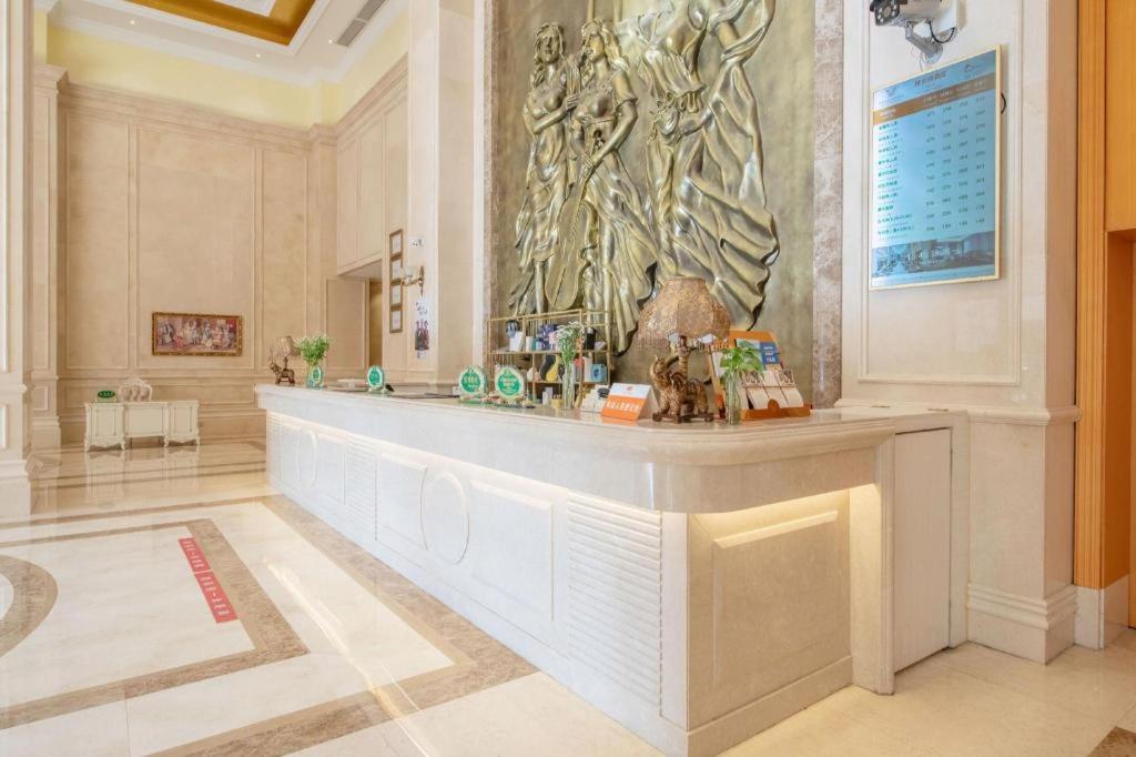 Vienna Hotel (Zhongshan Rainbow Avenue) 9/58