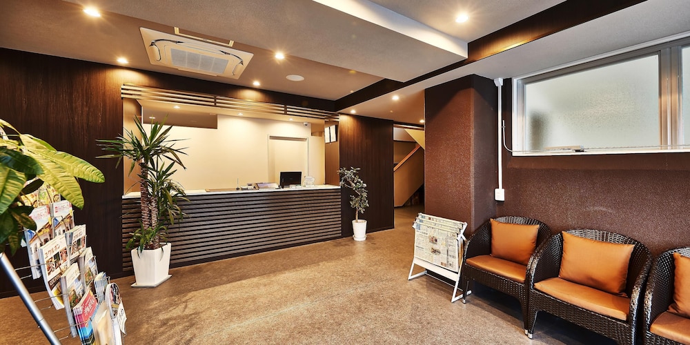 Crown Hotel Okinawa Annex 10/50