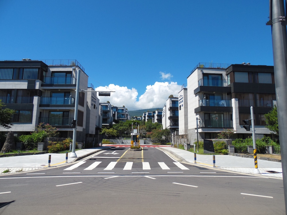 Jeju Healthcare Town Resort 36/50