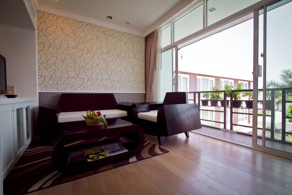 A Te Chumphon Hotel 46/70
