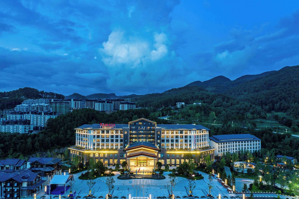 Ramada by Wyndham Guangyuan Zengjiashan Resort 1/20
