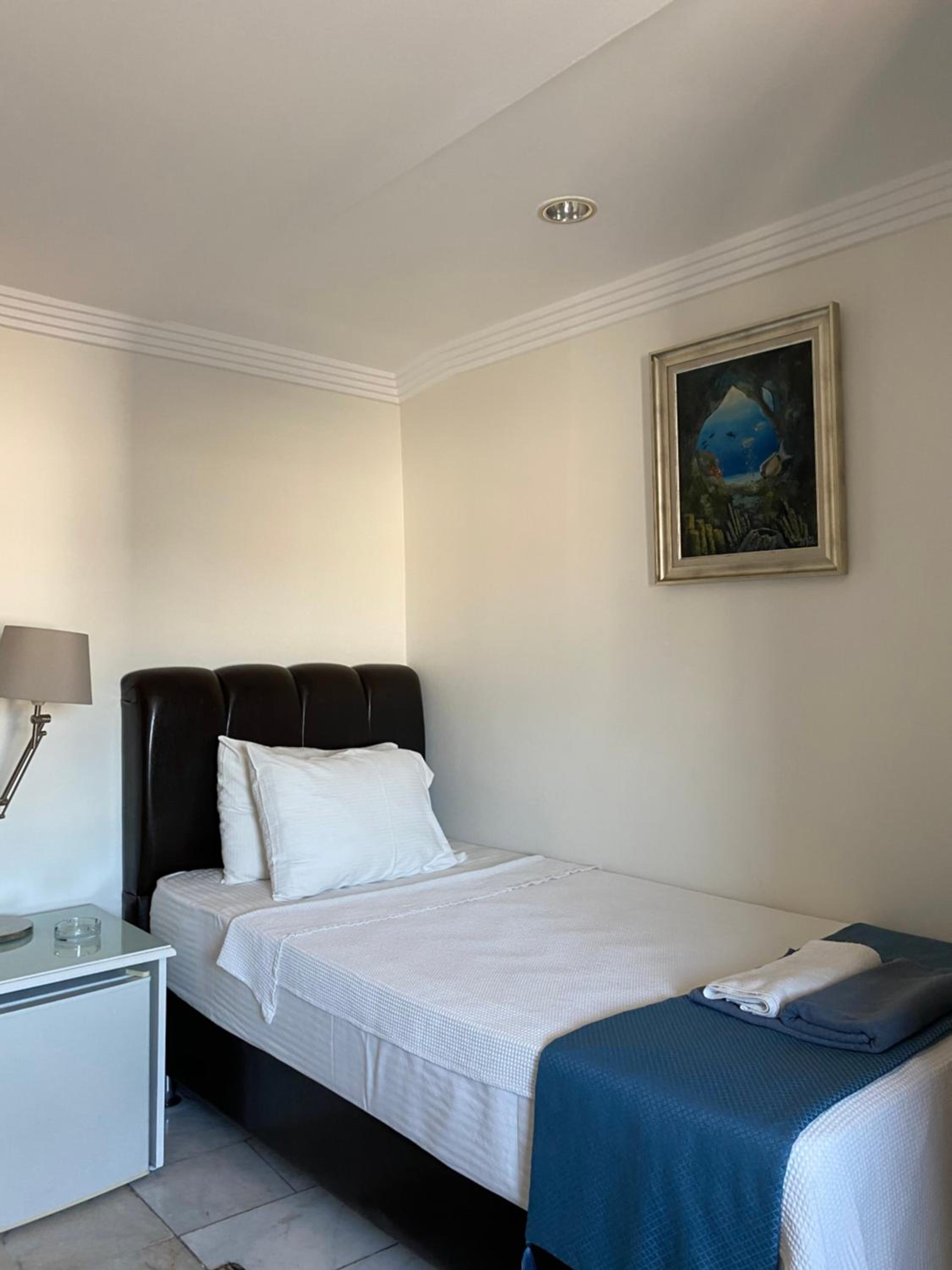 Standard, Single, Sea View
