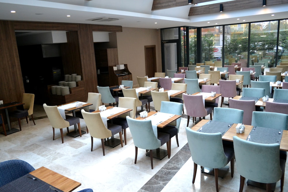 Engin Otel 23/30
