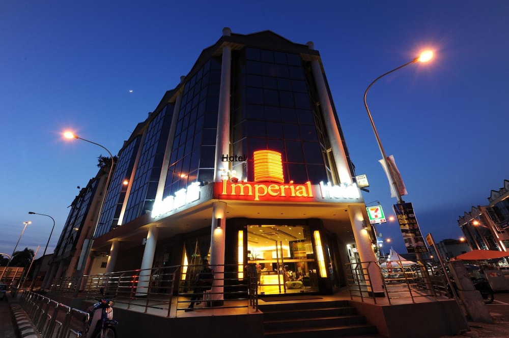 The Imperial Hotel 2/34