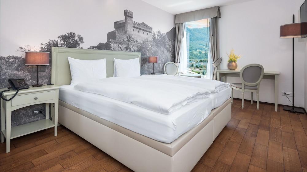 Boutique Business Hotel La Tureta 34/46