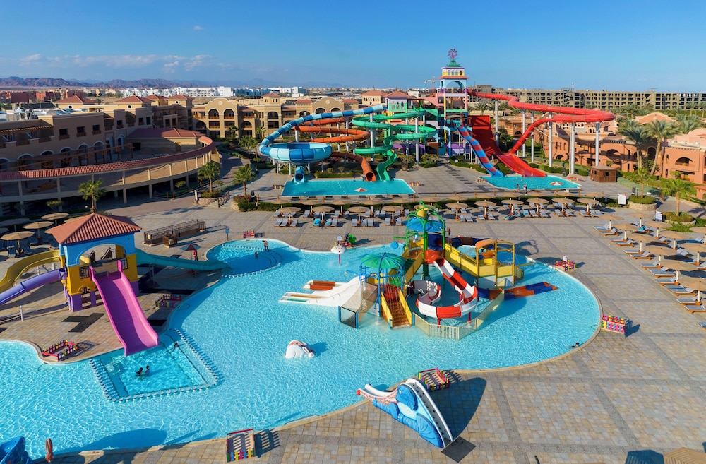 Charmillion Gardens Aqua Park Ex Sea Gardens Resort 38/47