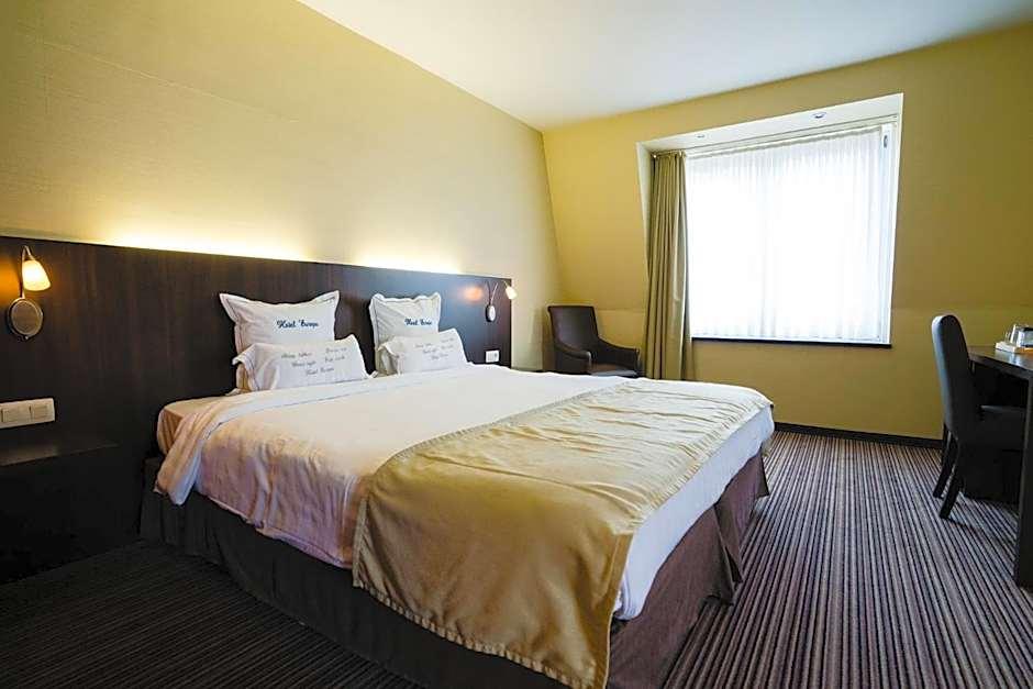 Hotel Europe 24/58