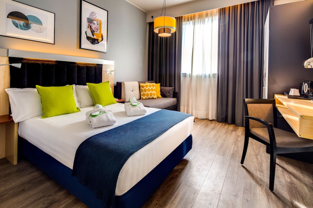 Holiday Inn Bologna - Fiera 26/77