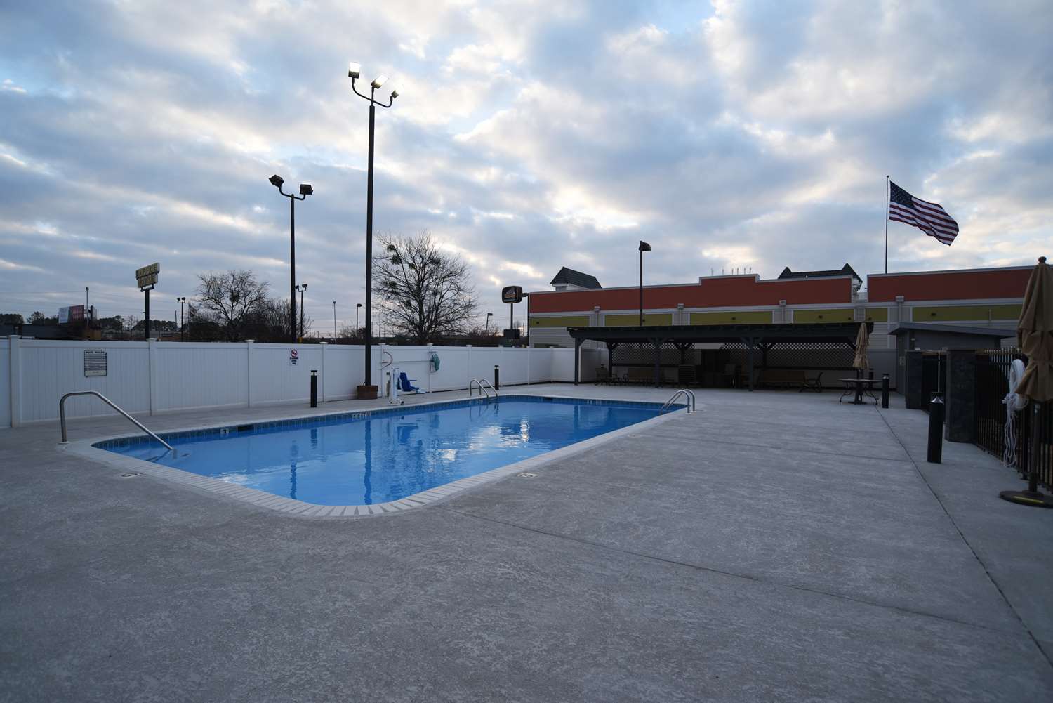 Best Western Huntsville 7/7