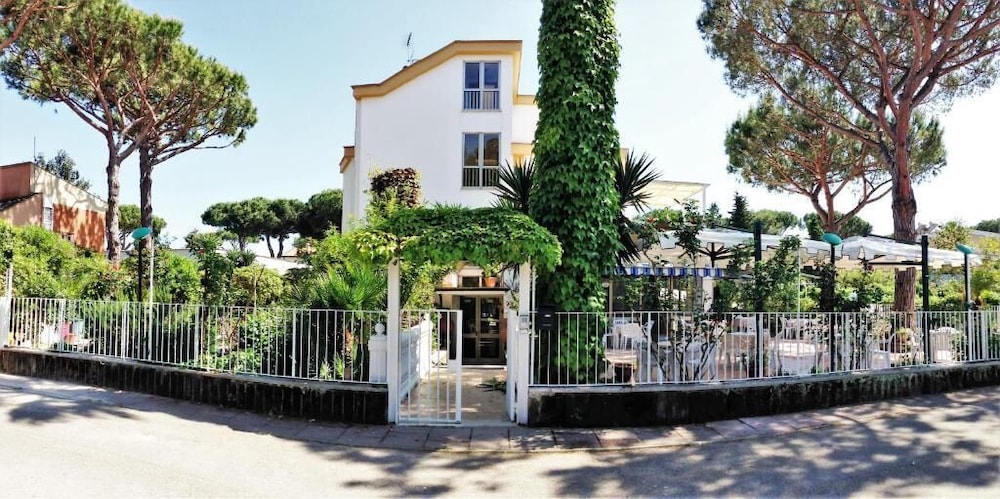 Hotel Anna 63/68