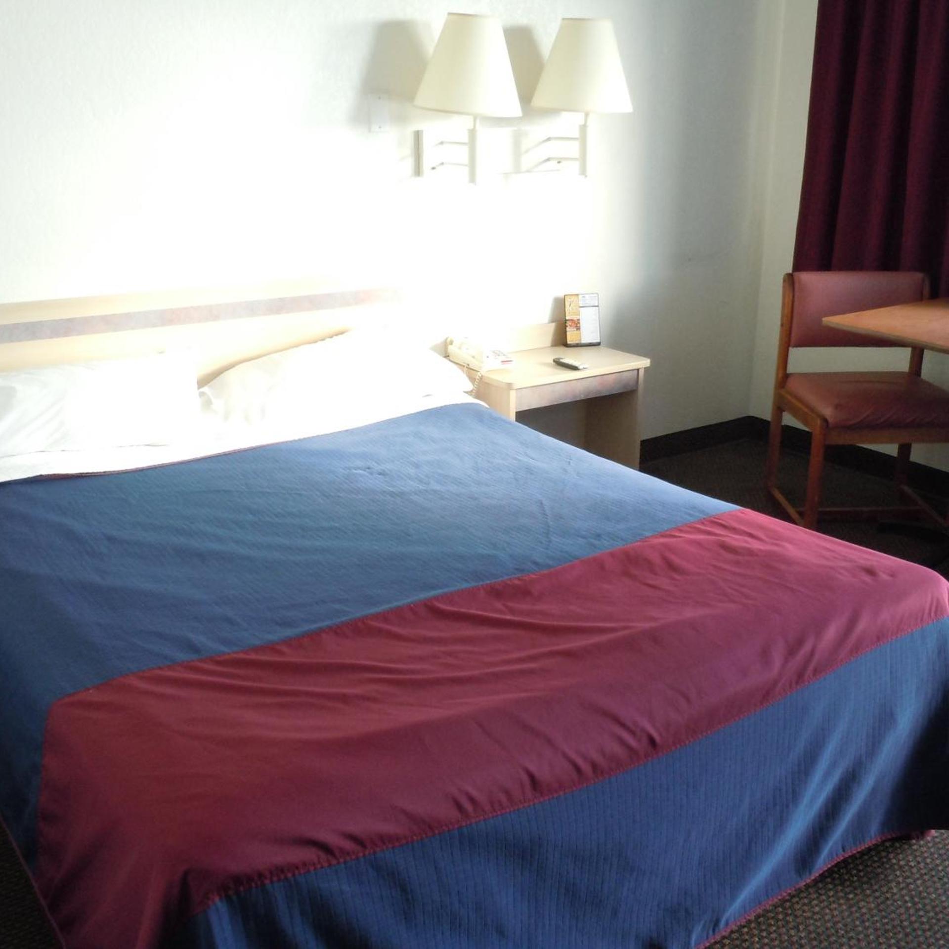 Travelodge by Wyndham Grand Rapids North 9/27