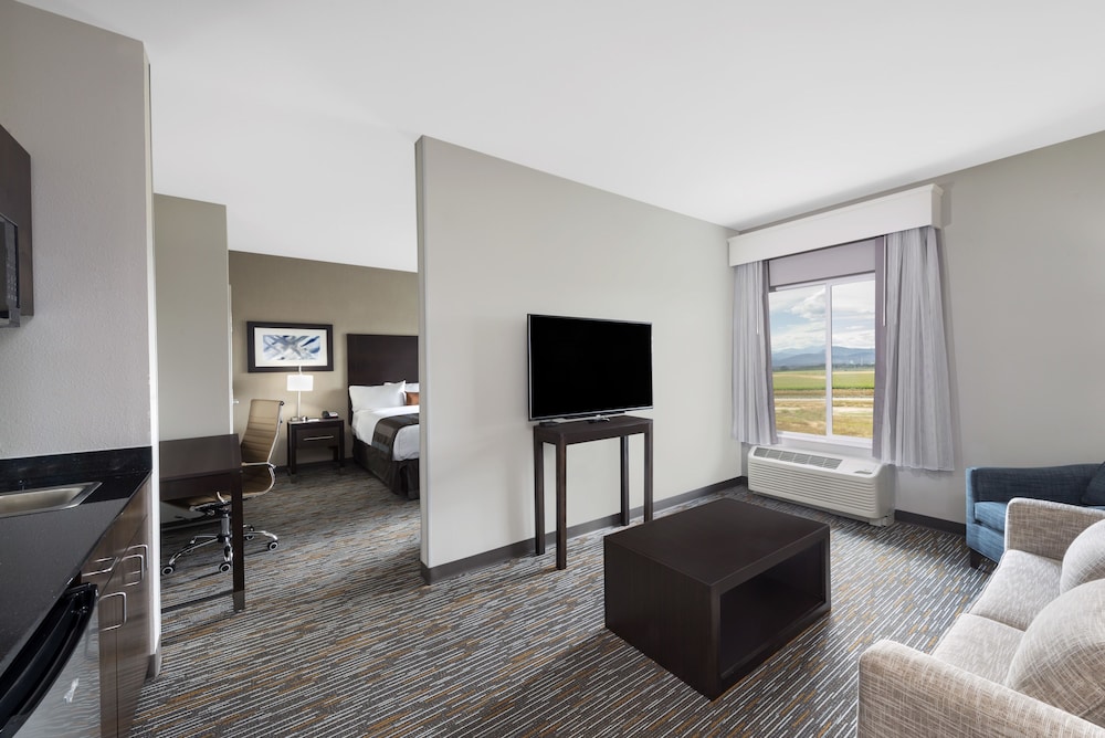 Wingate by Wyndham Wisconsin Dells Waterpark 38/56