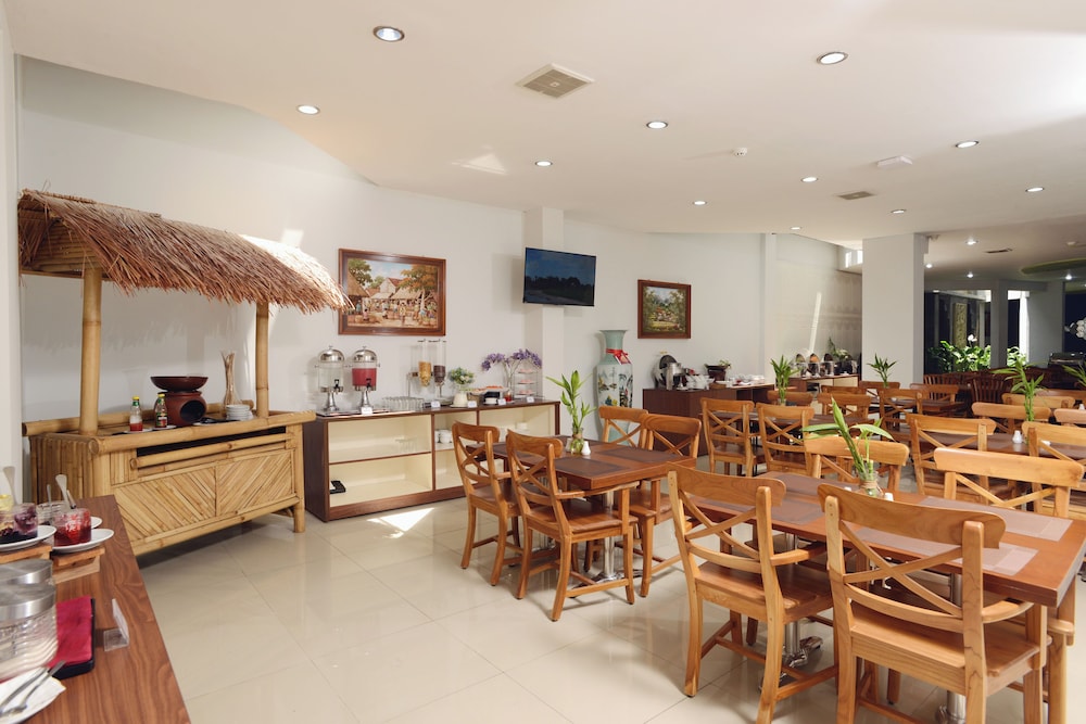 Hotel Dafam Rio Bandung 49/59
