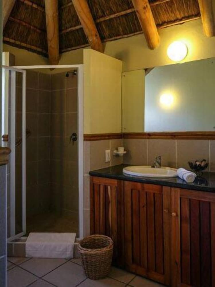 Coral Tree Cottages 3/19
