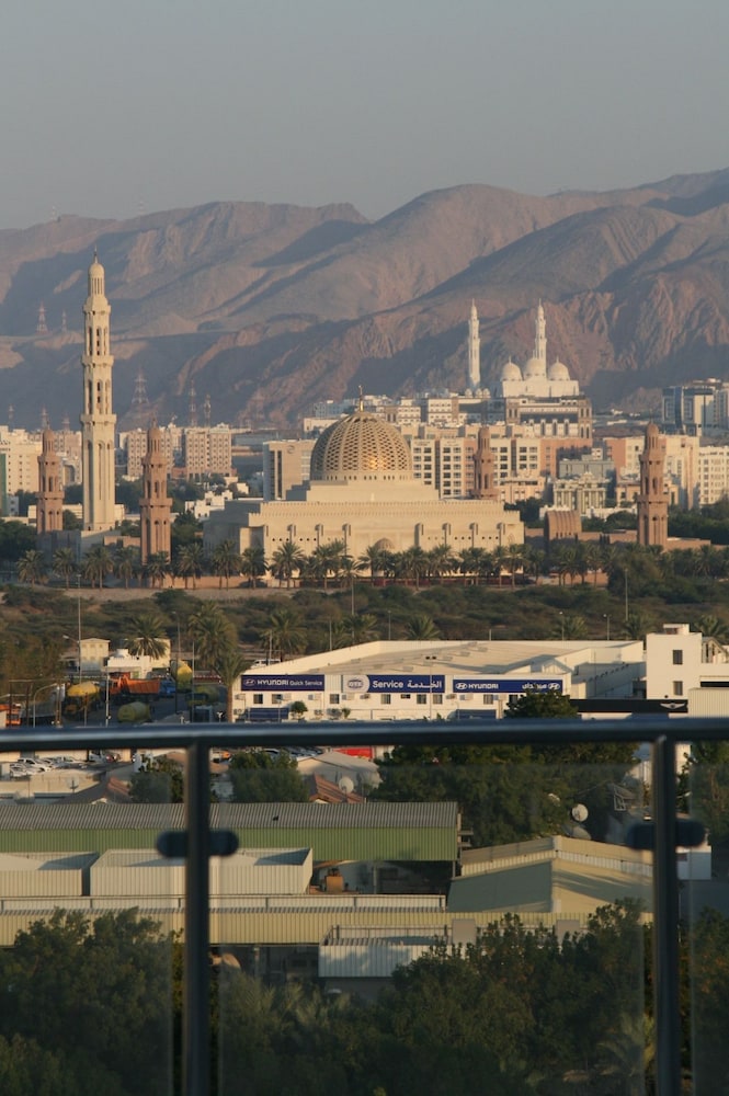 The Secure Inn Hotel Muscat 62/69