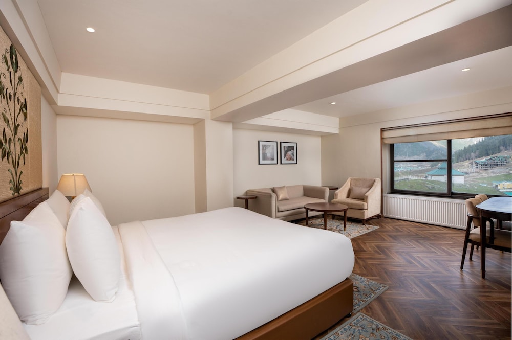 Radisson Sonamarg 6/36