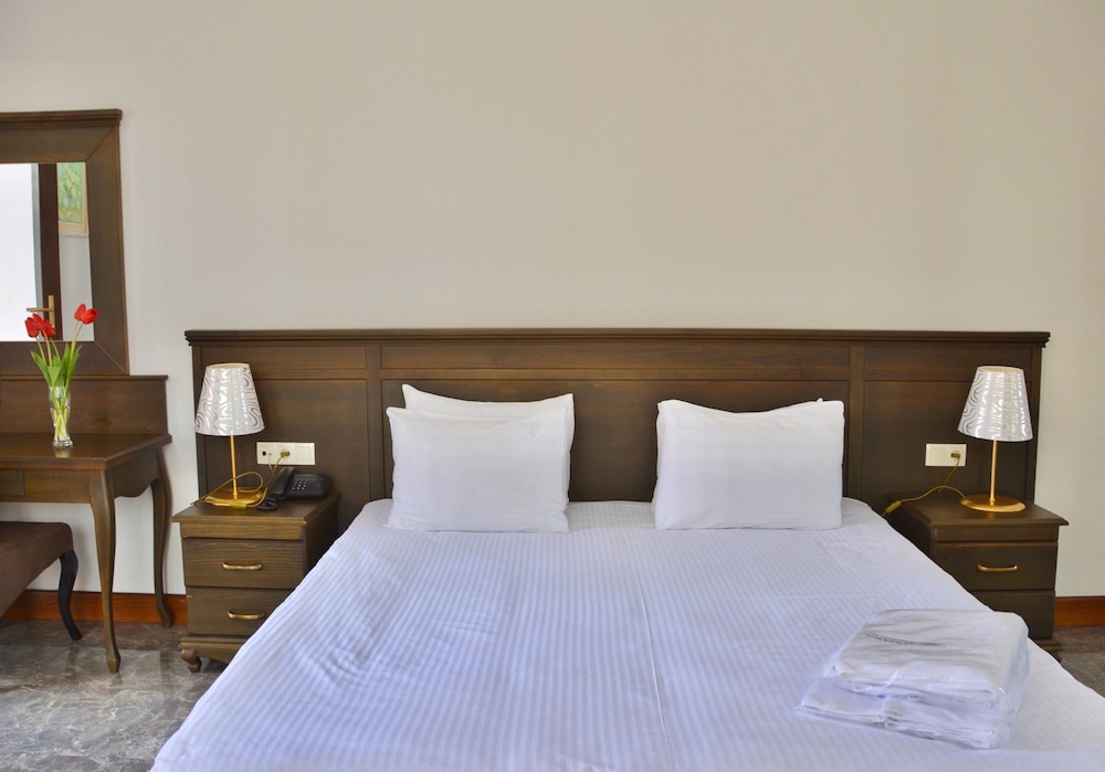 Hotel O. Galogre 43/64
