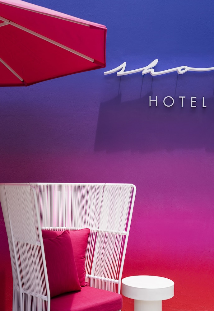 Shoreline Hotel Waikiki 42/49