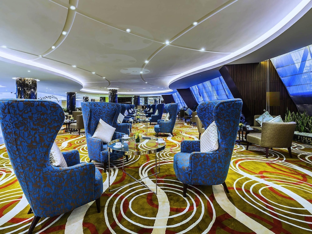 Grand Mercure Qingdao Qinglong 18/28