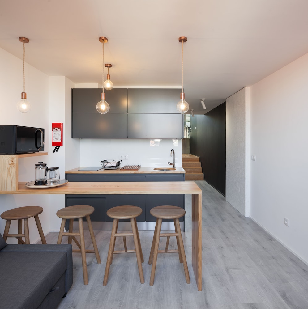 7G Roaster Apartments 28/50