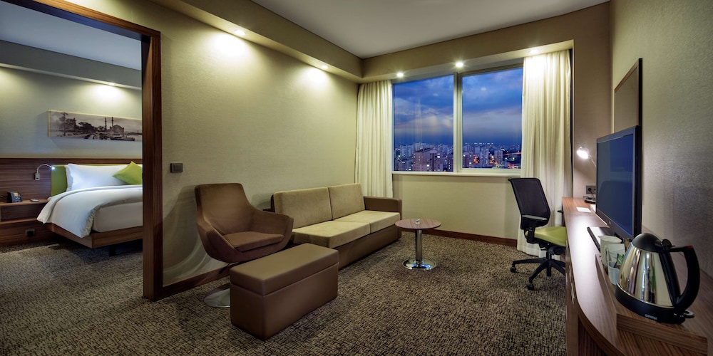 Hampton By Hilton Istanbul Kayasehir 17/32