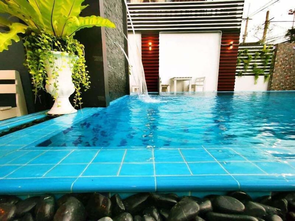 Beach Gallery House 32/56