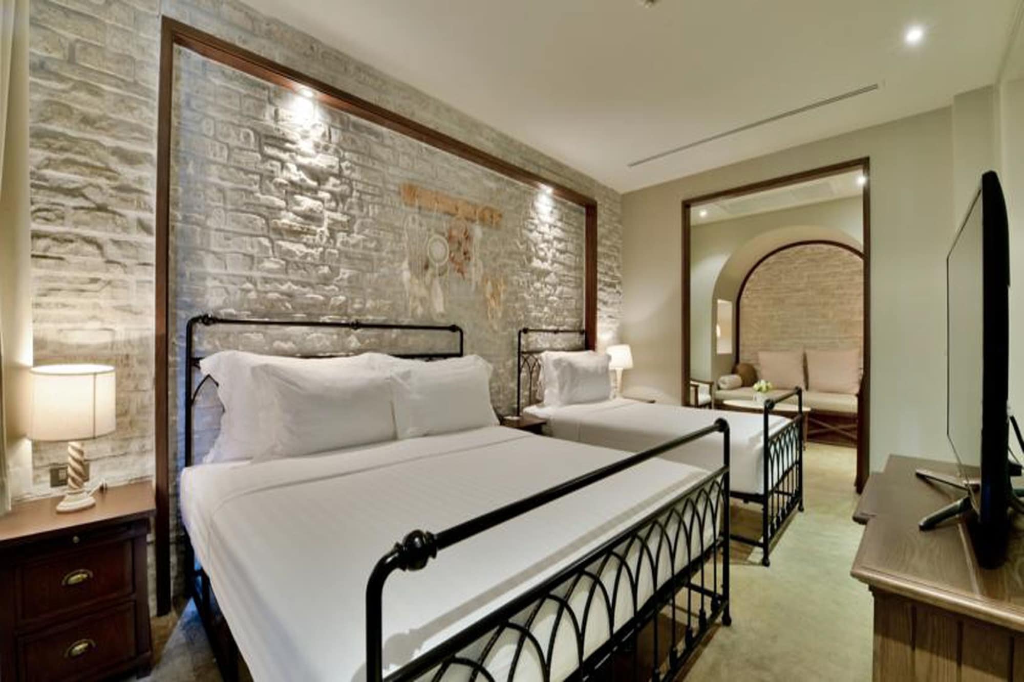Garden, Suite, 1 Double and 1 Single Bed