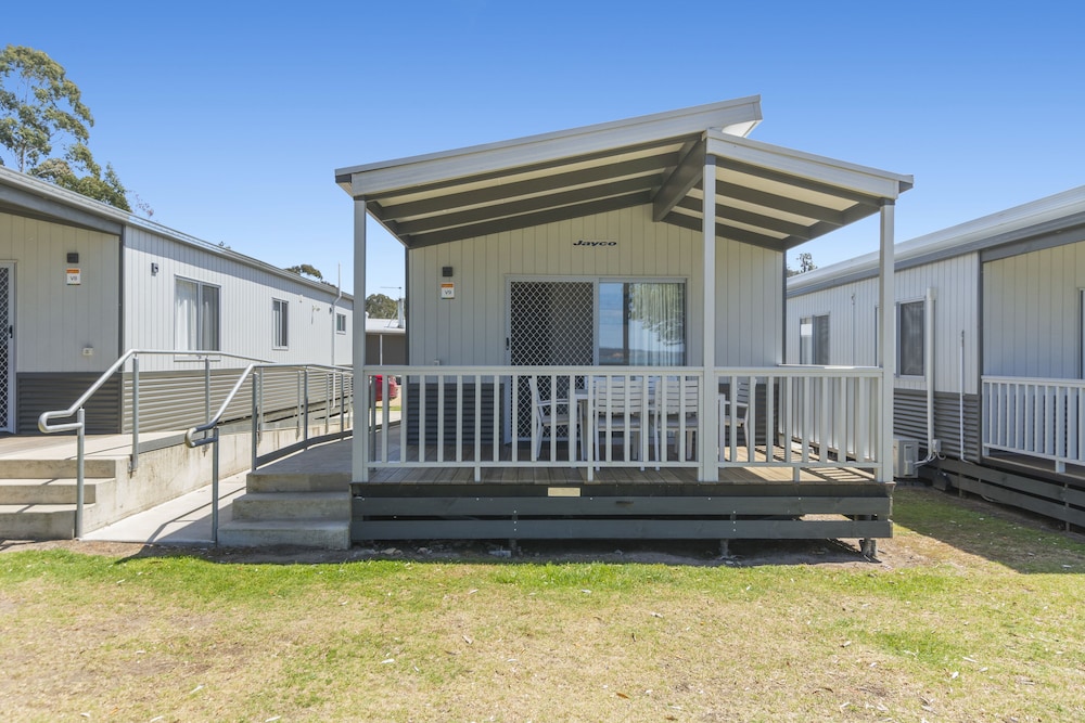 Eden Beachfront Holiday Park 41/50