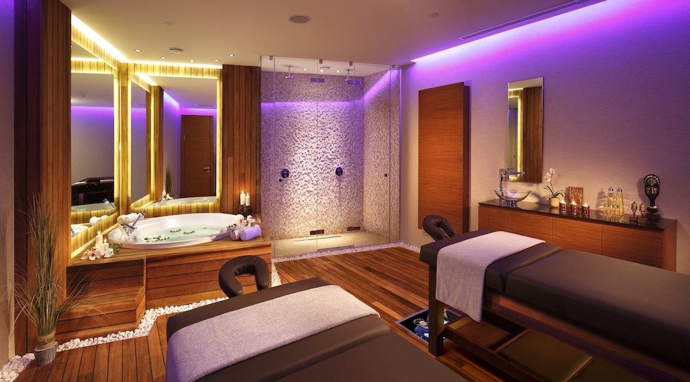 Anthill Suites 26/56