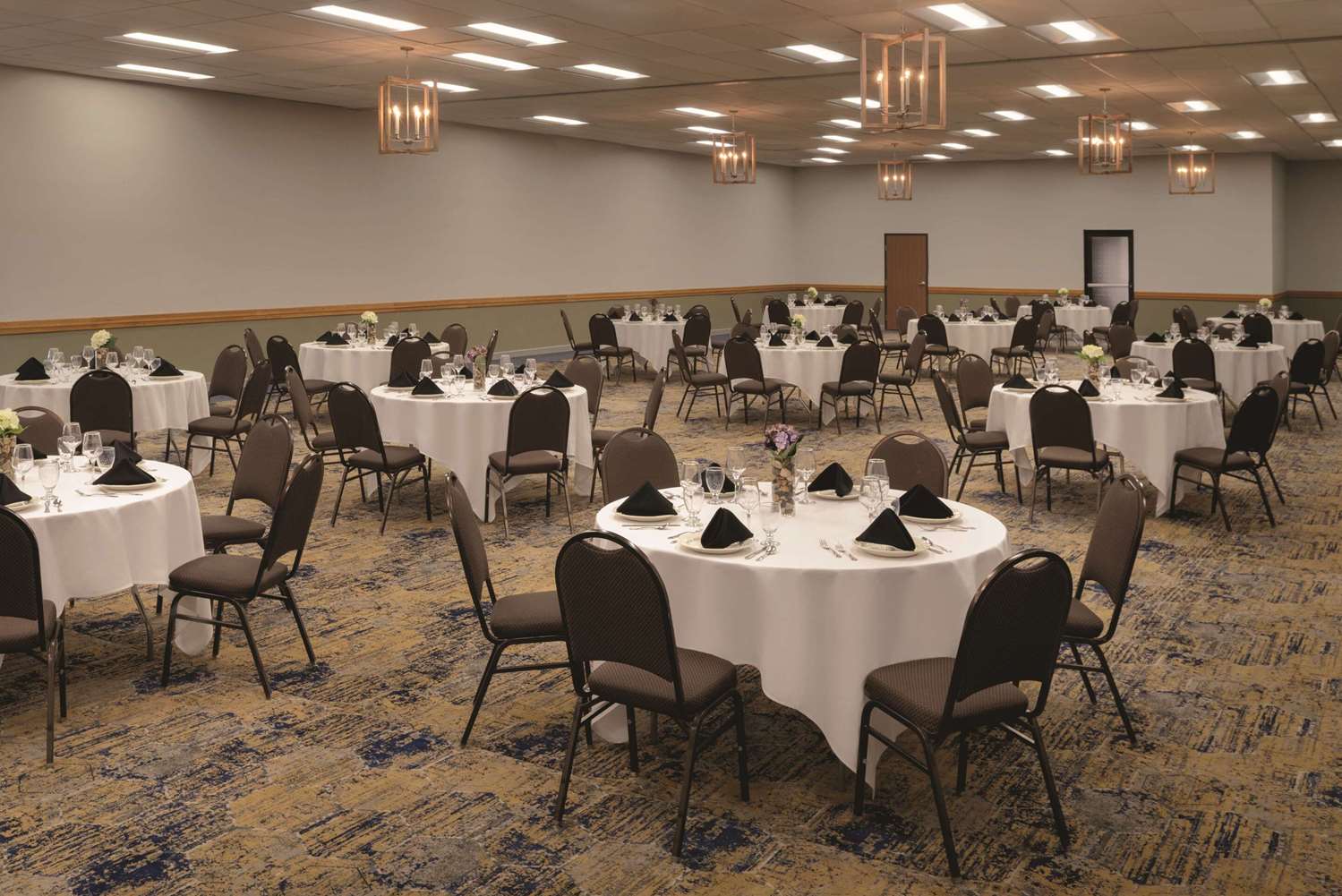 Spark by Hilton Ames 20/23