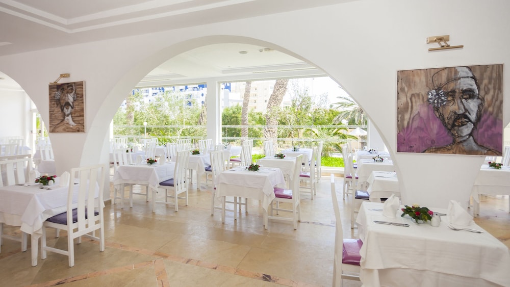 Marhaba Club 22/36