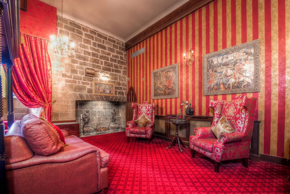 Langley Castle Hotel 48/72