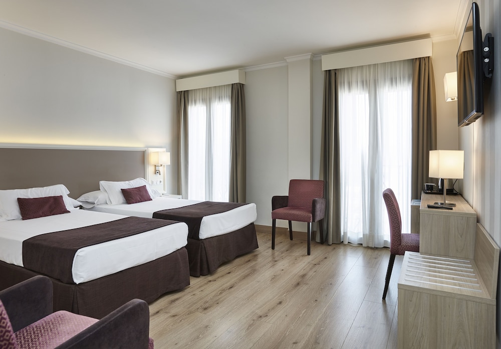 Maestranza Hotel 20/52