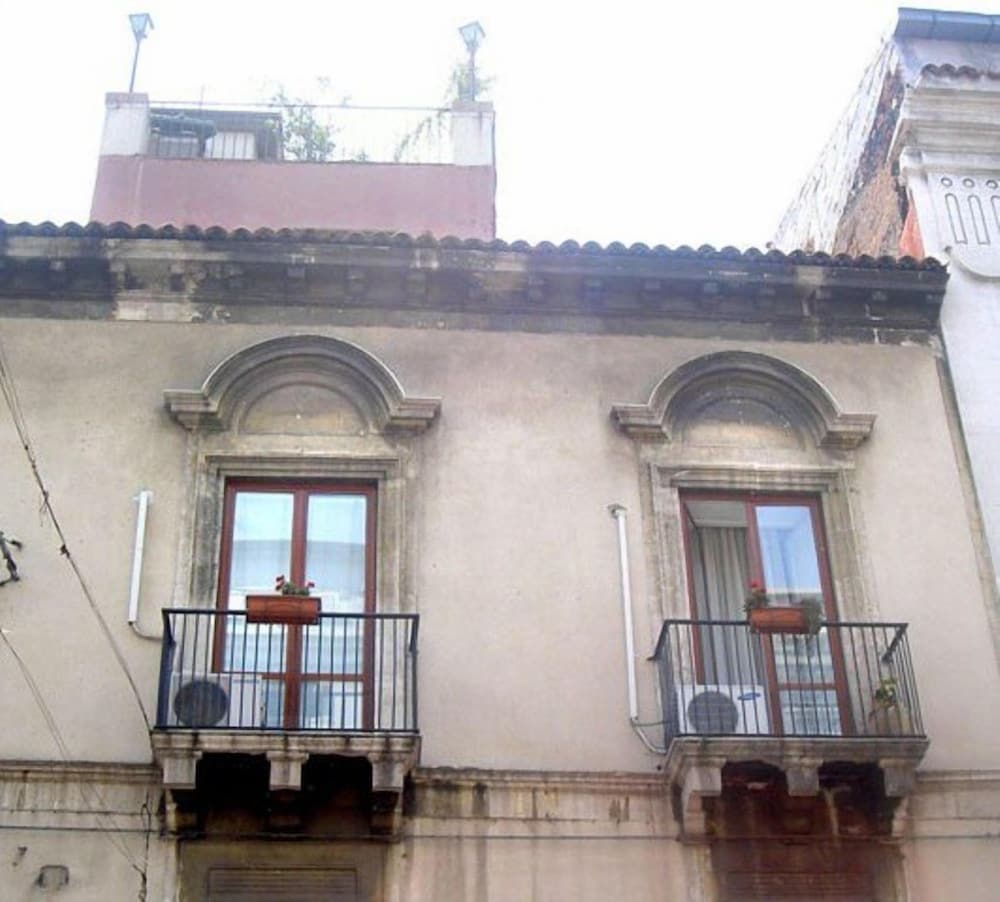 Bad bed and breakfast and design photo1