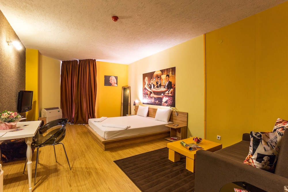 Art Hotel Simona 20/40