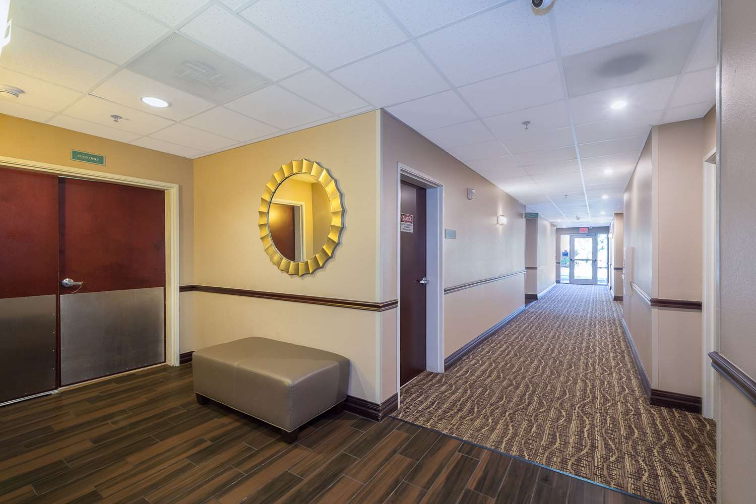 Comfort Inn & Suites Maingate South 6/19