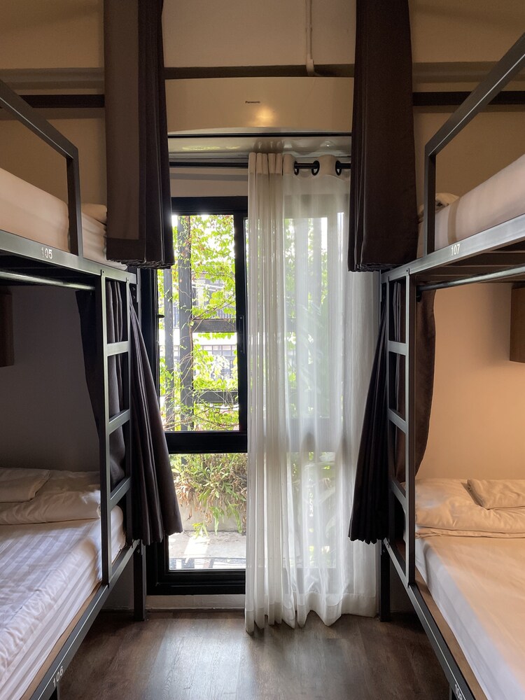Hobnob Hostel - Adults Only 18/40