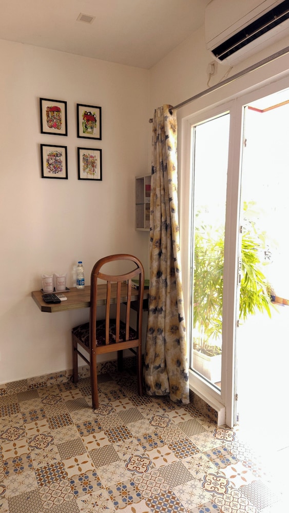 Praskash Kutir 43/70