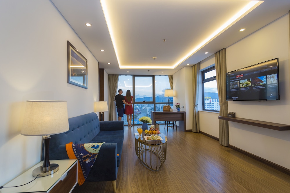 Pavilion Hotel Da Nang 58/77