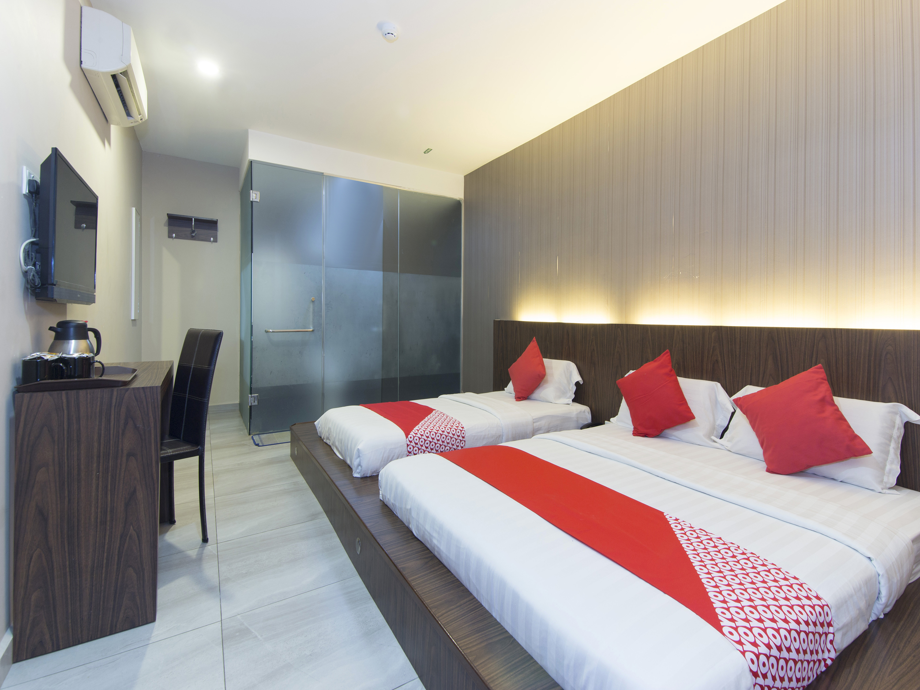 OYO 340 Comfort Hotel 23/41