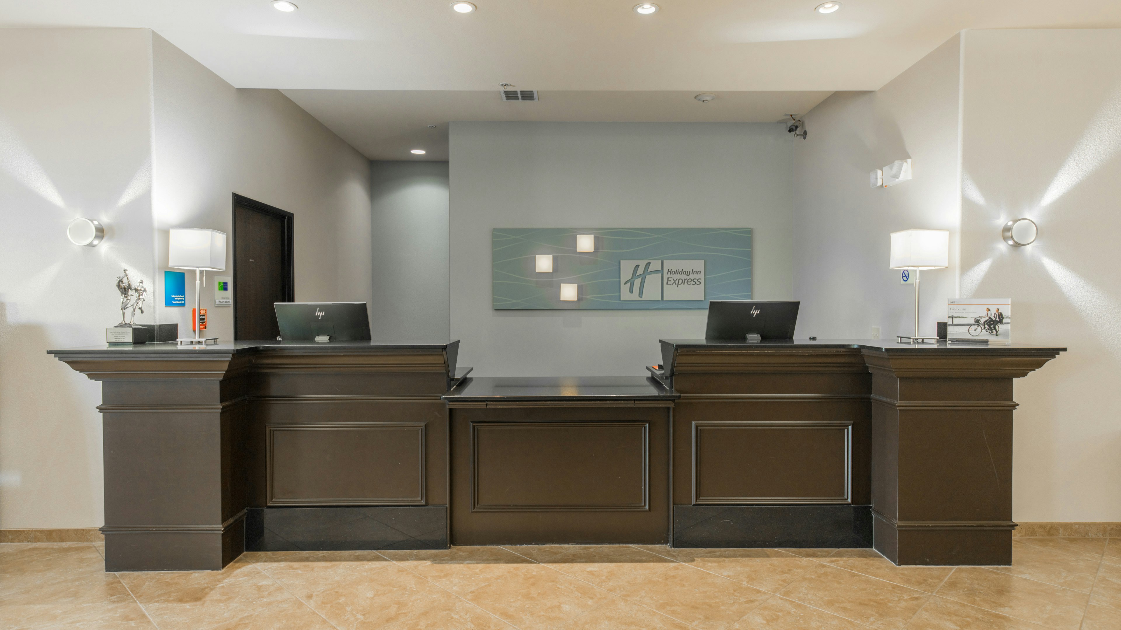 Holiday Inn Express Hotel Suites Oklahoma City Nw Quail Springs 8/76