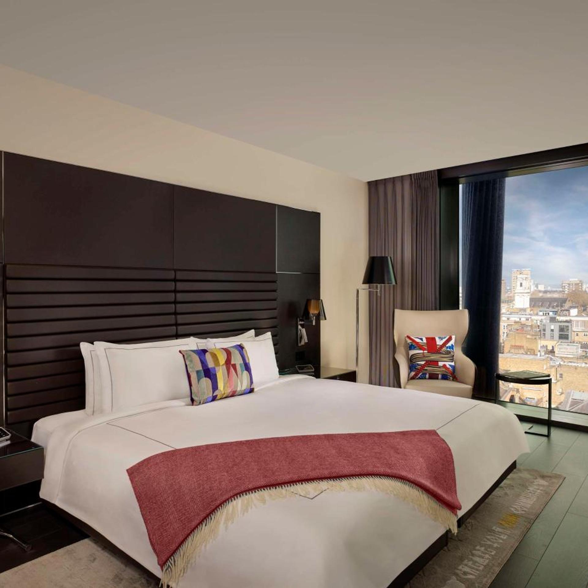 Art, Studio, King Bed, Sofa