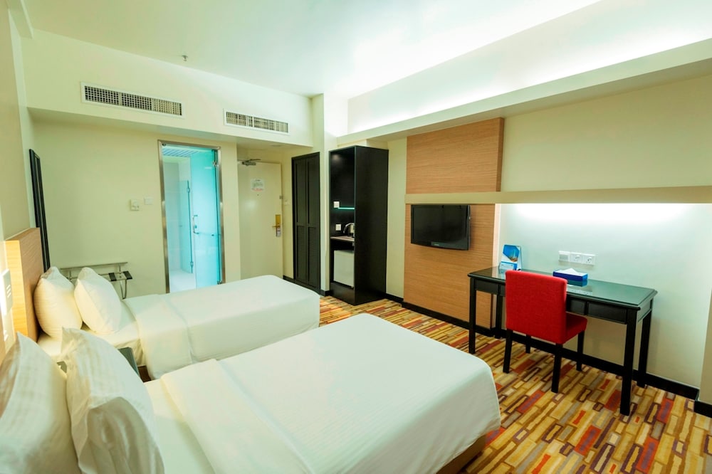 Harbour View Hotel 13/56
