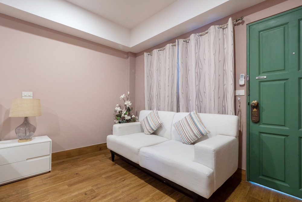 Capital O 75379 Sabai Living Pattaya 22/50