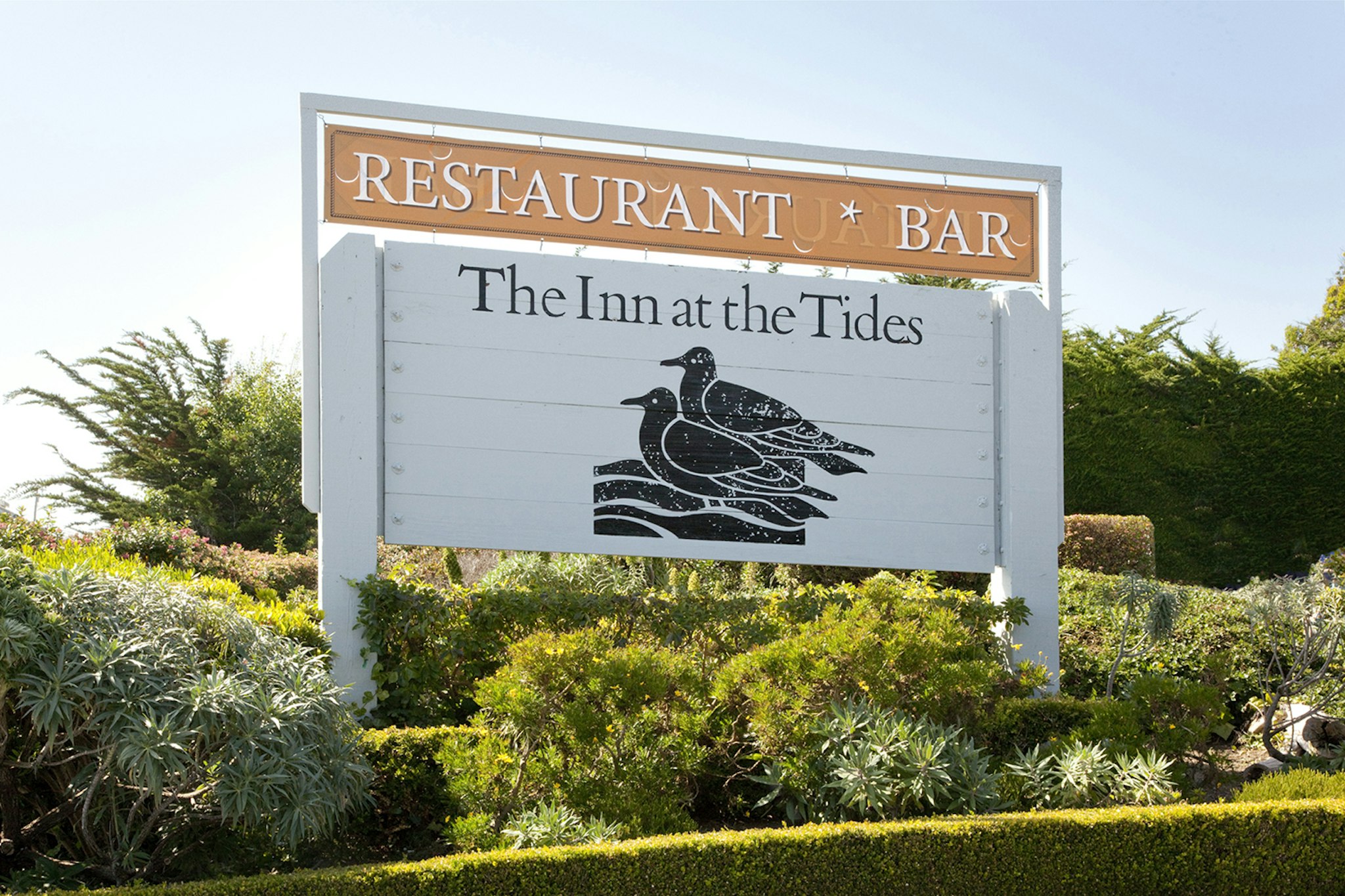 The Inn at the Tides 2/53