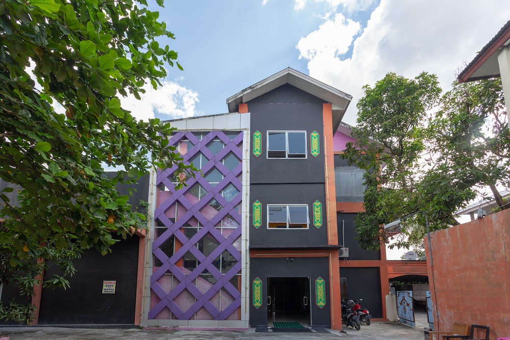 OYO 3428 Hotel Marimar 1/27