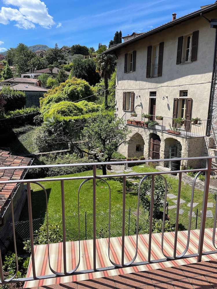 Miralago B&B And Apartments 33/37
